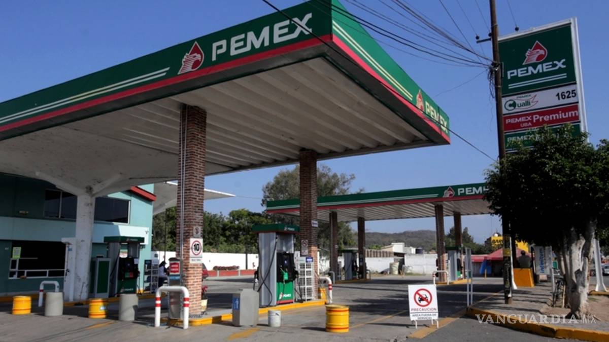Suben precios de las gasolinas por tercer mes consecutivo