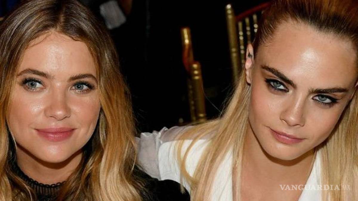 Cara Delevinge y su novia se casan en secreto