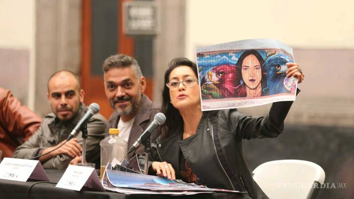 Dan pastelazo a Avelina Lésper en 'debate' con grafiteros (Video)