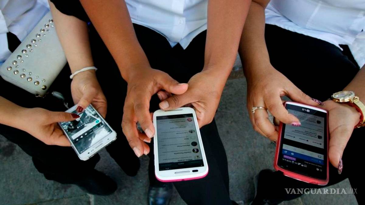 Disminuye tv de paga mientras crece internet móvil