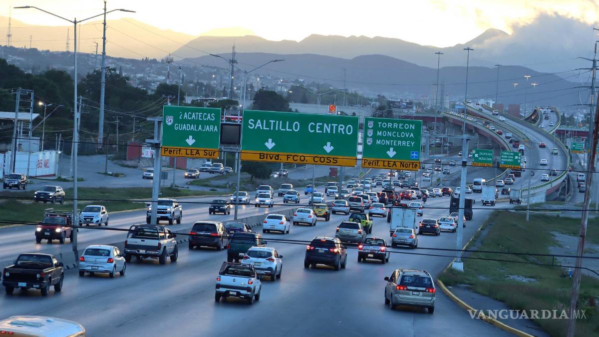 Vialidades, rebasadas a cualquier hora del día