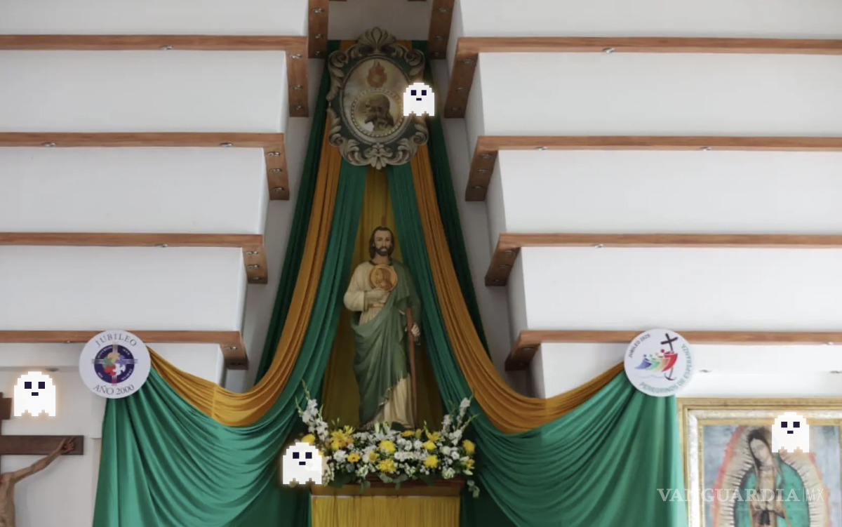 $!Entre flores y cortinas verdes, el santo de las “causas difíciles y desesperadas” espera la llegada de los devotos que año con año acuden a agradecer o pedir su intercesión en el Centro de Saltillo.