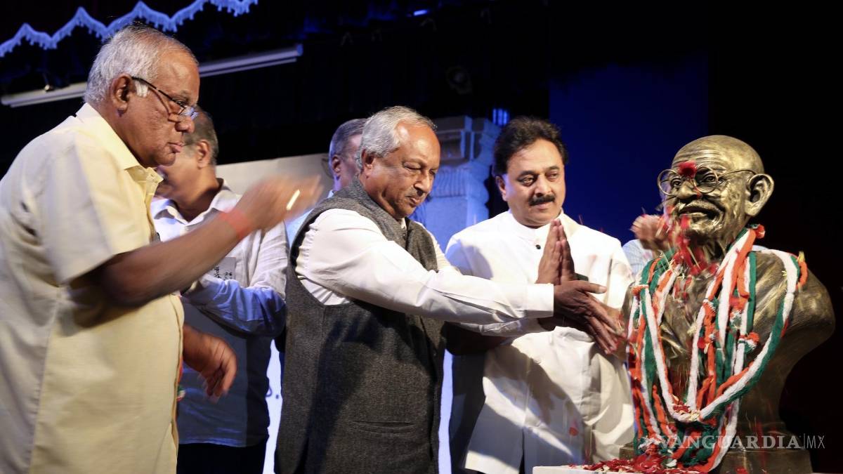 Hace 75 años, asesinaron a Mahatma Gandhi, pionero de la no violencia