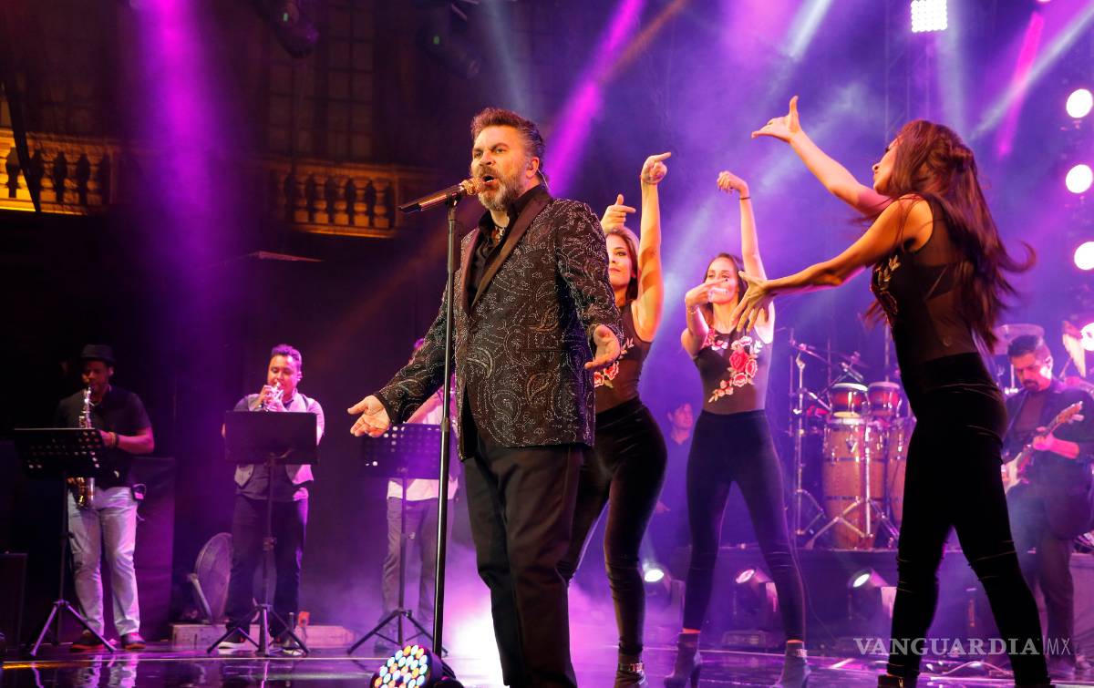 $!Festeja Mijares a todas las mamás de Saltillo