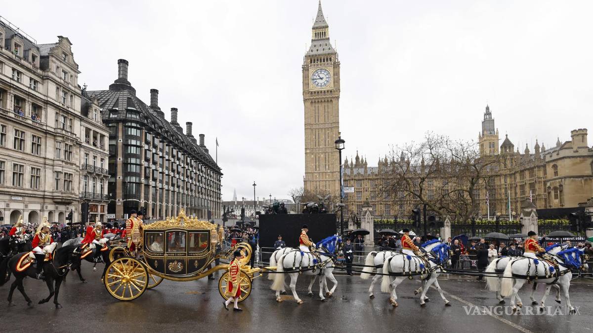 Así inicia el reinado del Carlos III tras una larga espera para ser el monarca británico (fotos)