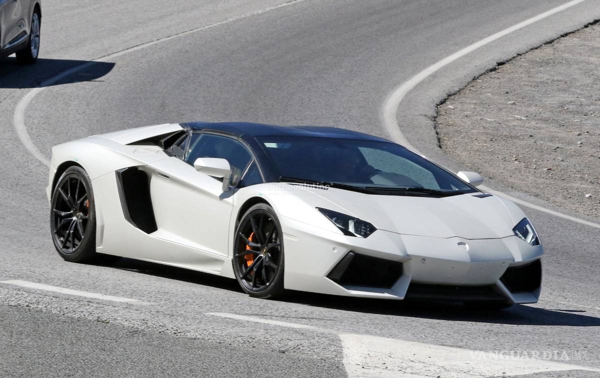 $!Lamborghini Aventador Performante, nuevo 'monstruo' italiano de la velocidad