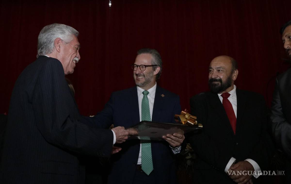 $!Celebran el 130 aniversario de la Benemérita Escuela Normal de Coahuila