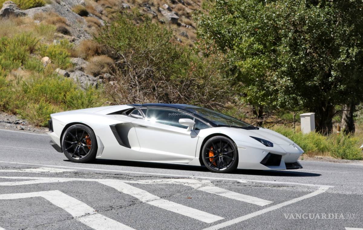 $!Lamborghini Aventador Performante, nuevo 'monstruo' italiano de la velocidad