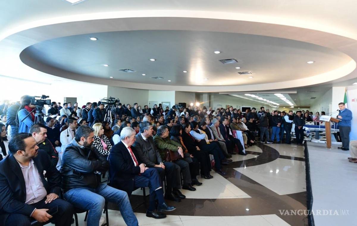 $!Entrega Miguel Riquelme equipo médico por 15 mdp, de 40 mdp que llegarán al Hospital General de Torreón