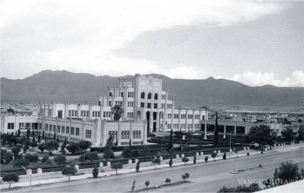 $!Siglo y medio del Ateneo Fuente de la Universidad Autónoma de Coahuila