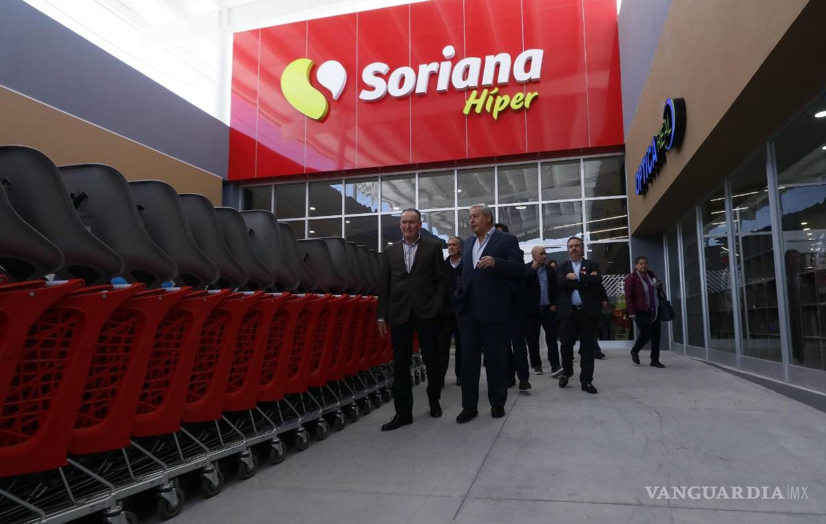 $!Con la reinauguración de Soriana Híper Abasolo, la cadena concluyó con su programa de remodelación 2023.