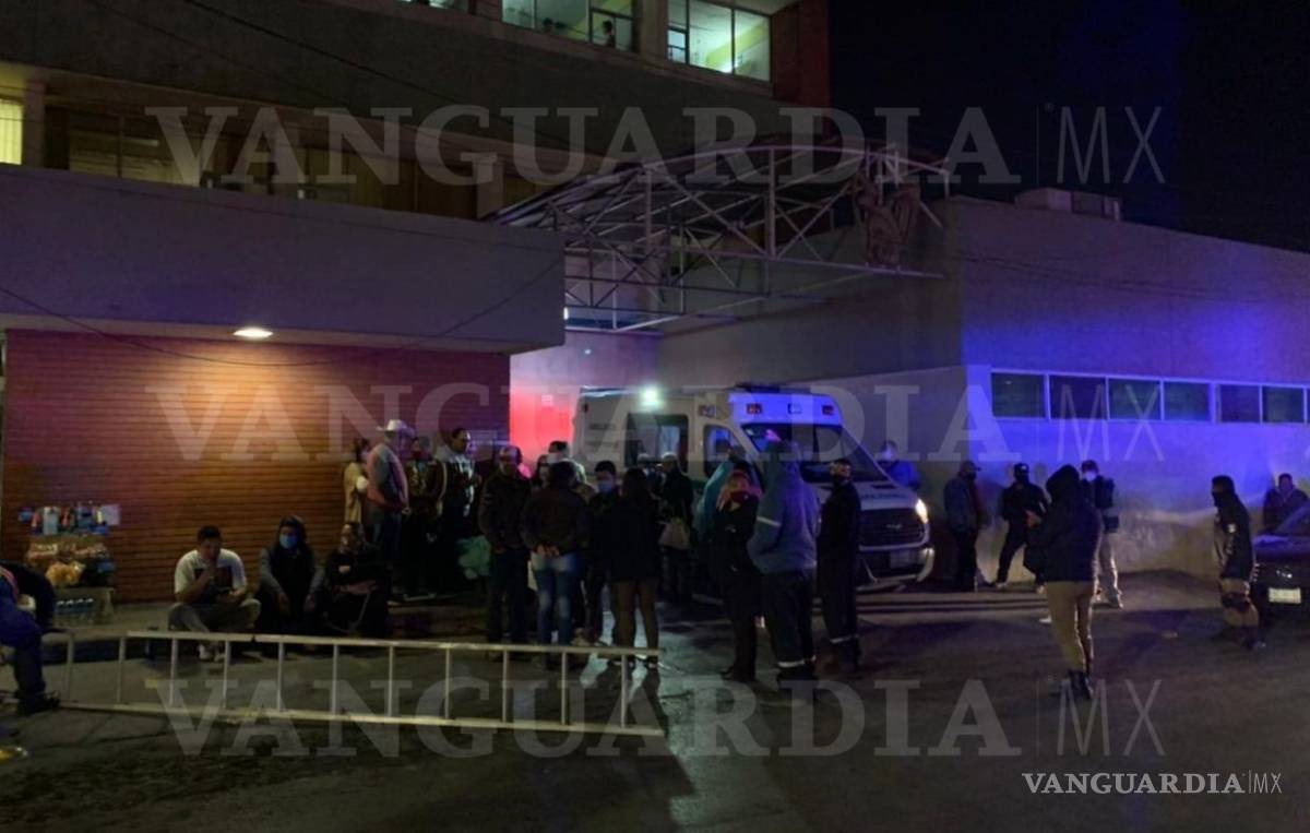 $!Frustran suicidio en la clínica 2 del IMSS en Saltillo; mujer intentó lanzarse del ‘cuarto piso’