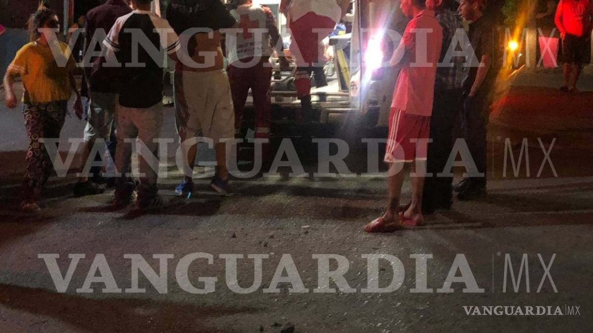 Supuestos policías intentan extorsionar a jóvenes y los atropellan, al sur de Saltillo