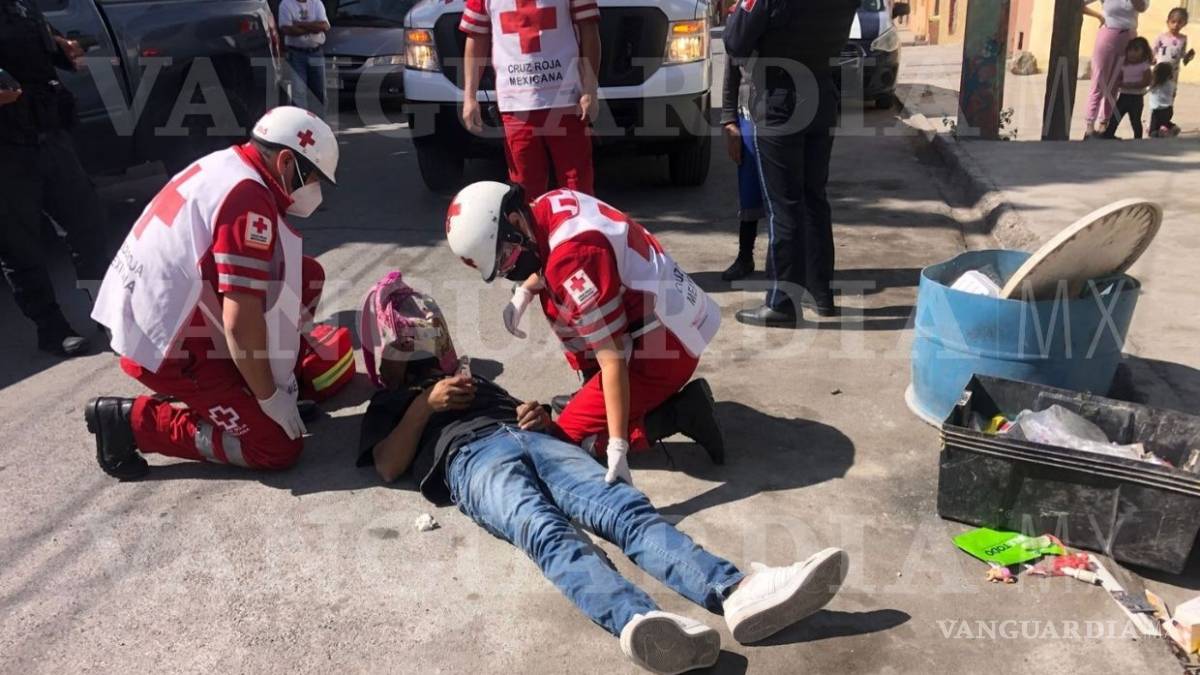 Golpean a hombre a batazos para quitarle laptop en Saltillo