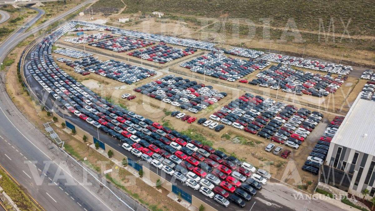 Coahuila: Así lucen miles de autos parados por falta de chips en Saltillo y Ramos Arizpe