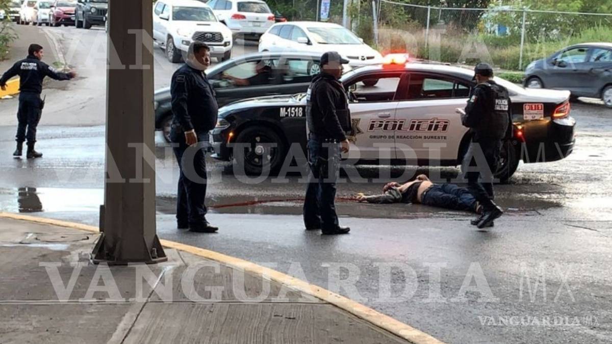 Hombre se arroja de puente al norte de Saltillo; queda grave