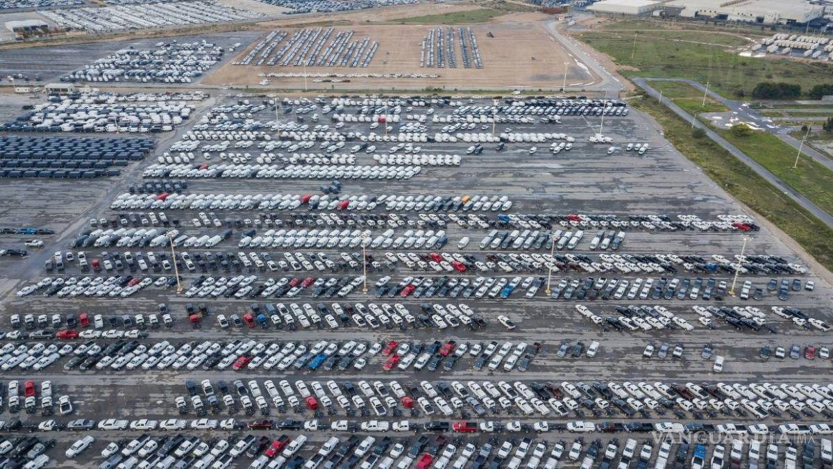 Coahuila: Así lucen miles de autos parados por falta de chips en Saltillo y Ramos Arizpe