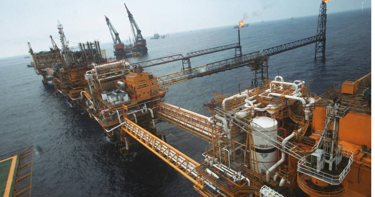 Cae 32% exportación de crudo en agosto, de acuerdo a Pemex