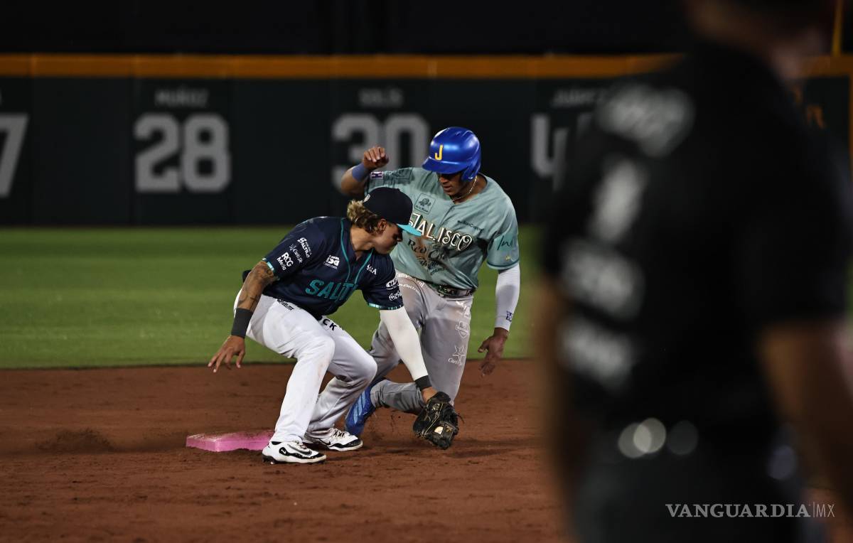 $!Saraperos abrió la serie en casa con una victoria sobre Charros de Jalisco.