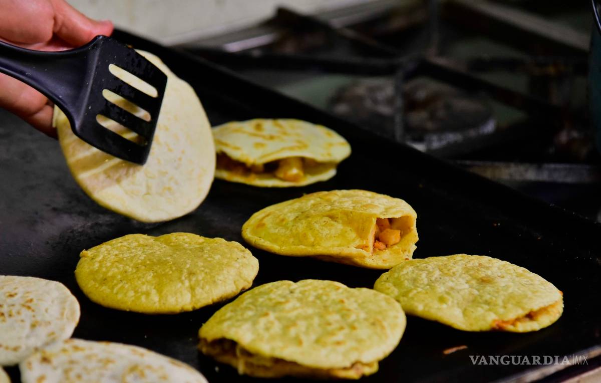 $!Tacos sin 'copia' en Saltillo... tras aumento en la tortilla