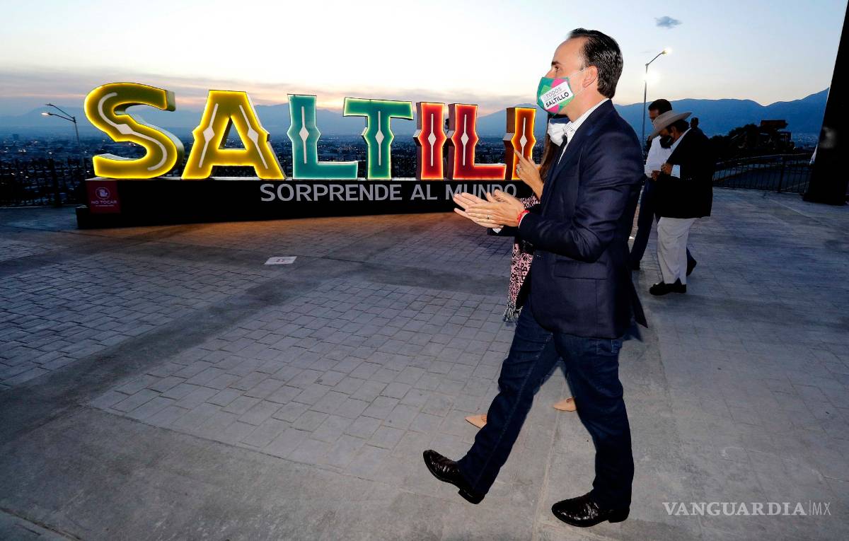 $!Con la Sana Distancia festejan los 443 años de Saltillo