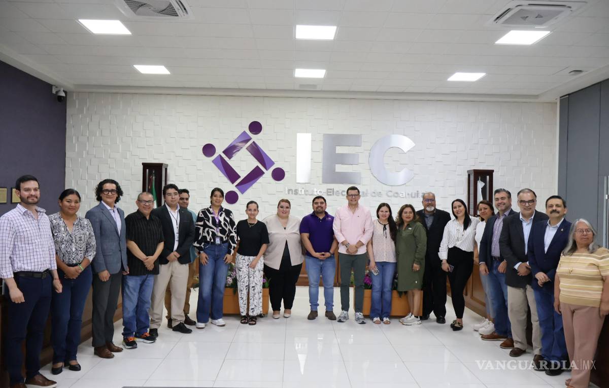 $!Personal del IEC, integrantes del COTAPREP, personal del INE y del ente auditor participaron en el último simulacro previo a la jornada electoral del 7 de junio.