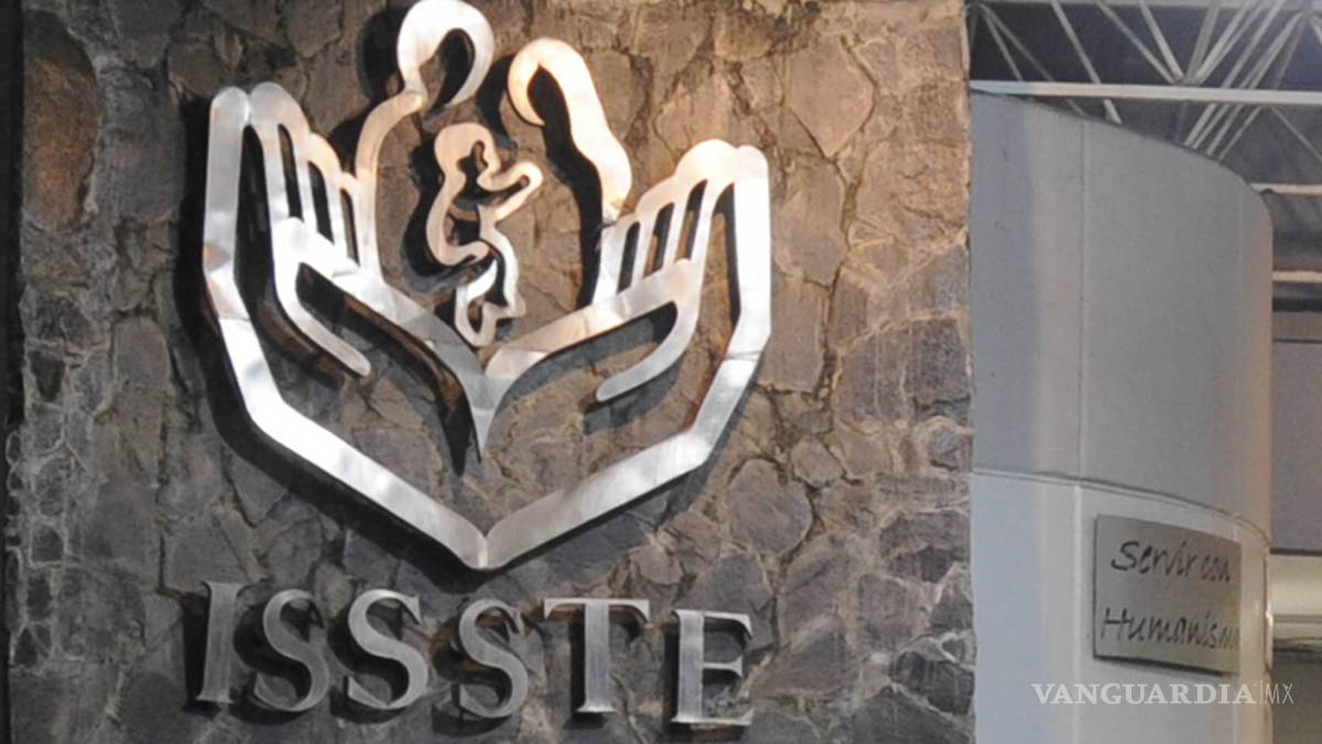 Piden trabajadores del ISSSTE reconocimiento profesional