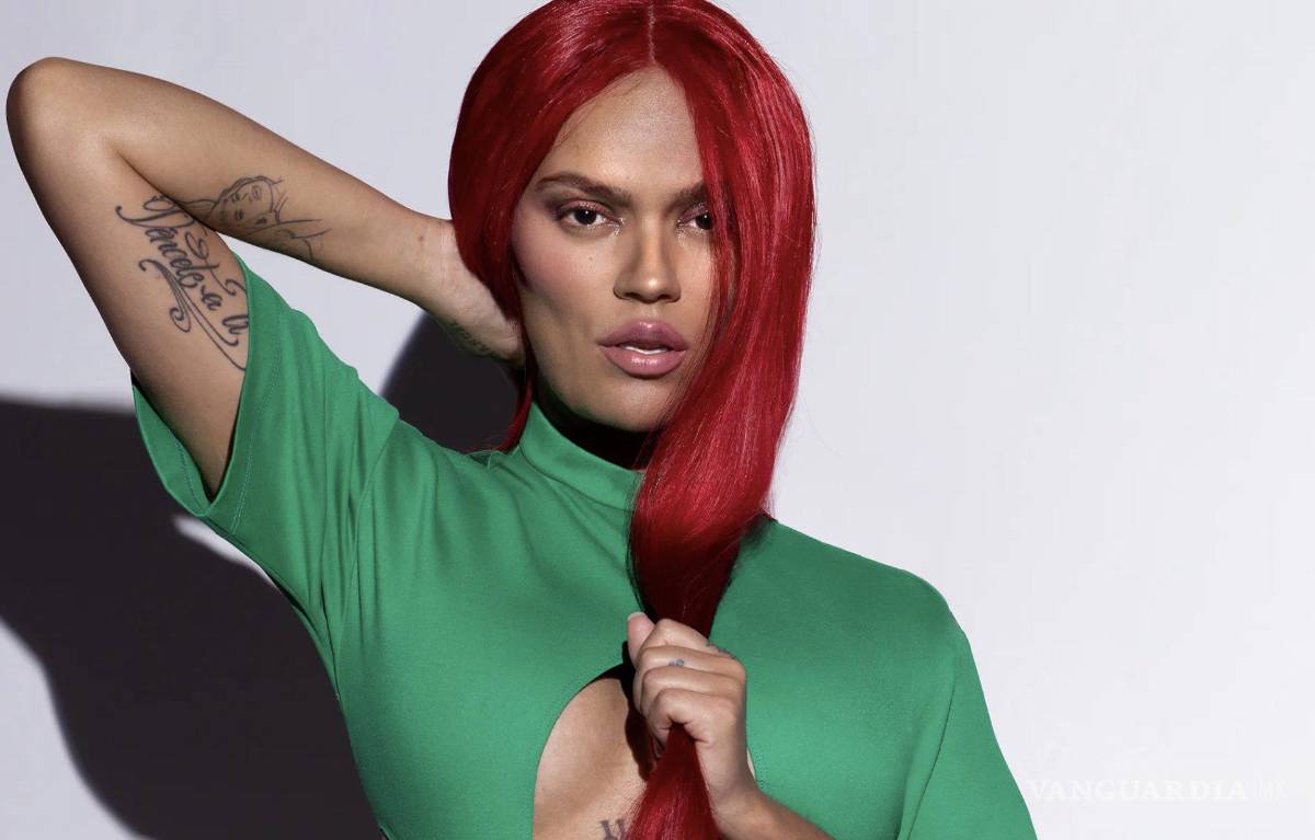 $!Es evidente los retoques en el cuerpo de la colombiana realizados por la revista.