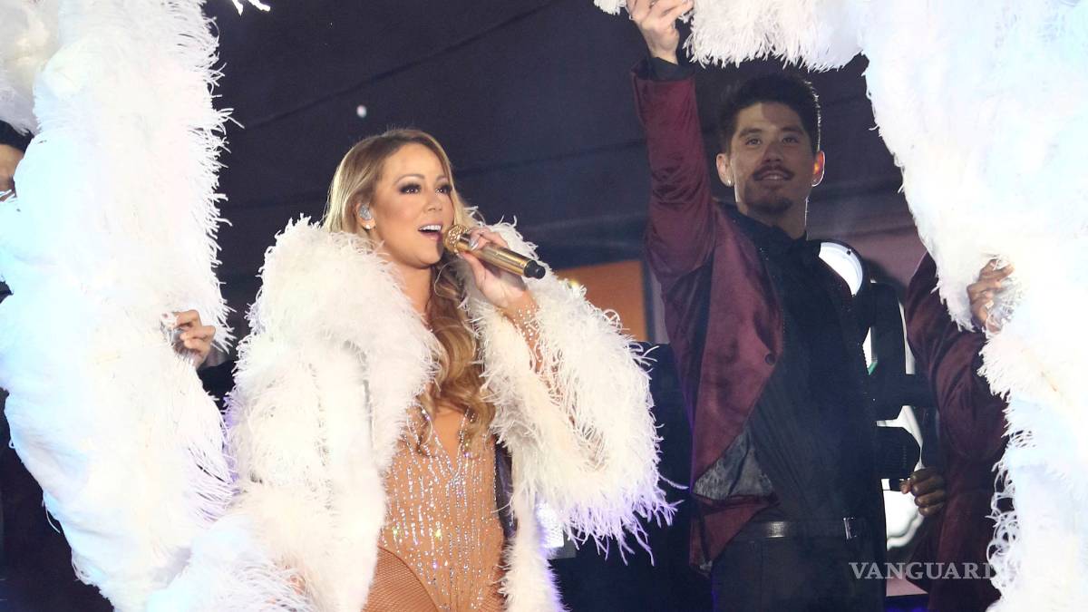 Mariah Carey tiene desafortunada actuación de Año Nuevo en Times Square