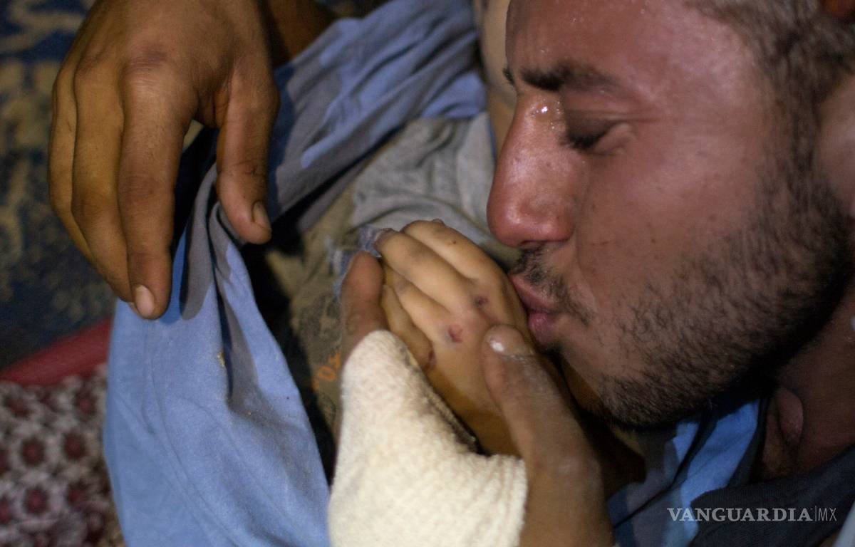 $!Ataque israelí mata a palestina embarazada e hija en Gaza