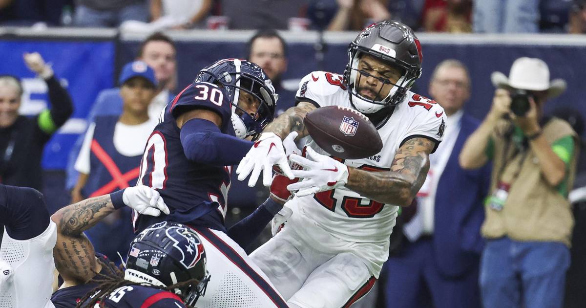 Houston abre temporada en su casa como ligero favorito ante Buccaneers en el MNF