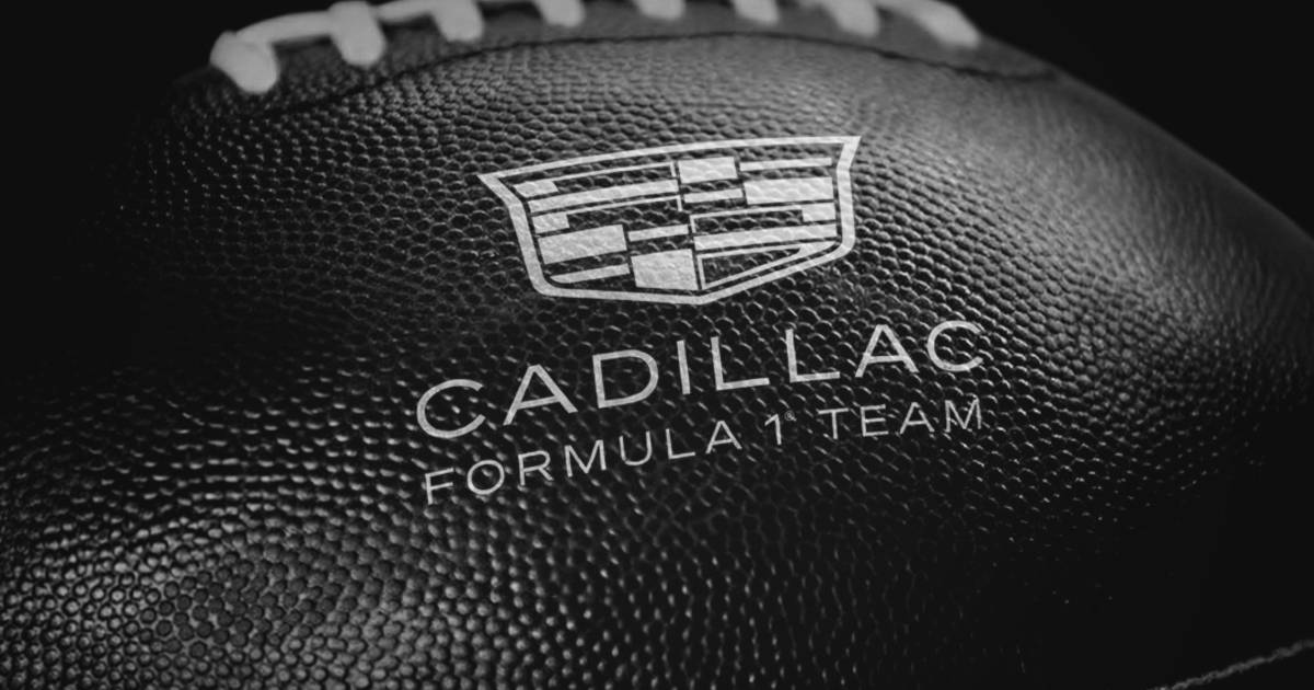 Cadillac presentará en el Super Bowl 2026 el monoplaza que manejará Checo Pérez en la Fórmula 1