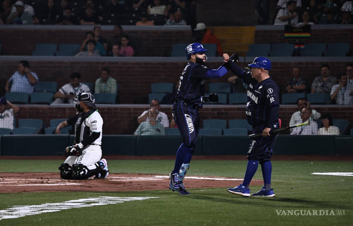 $!El bullpen de Saraperos volvió a ceder en los innings finales.