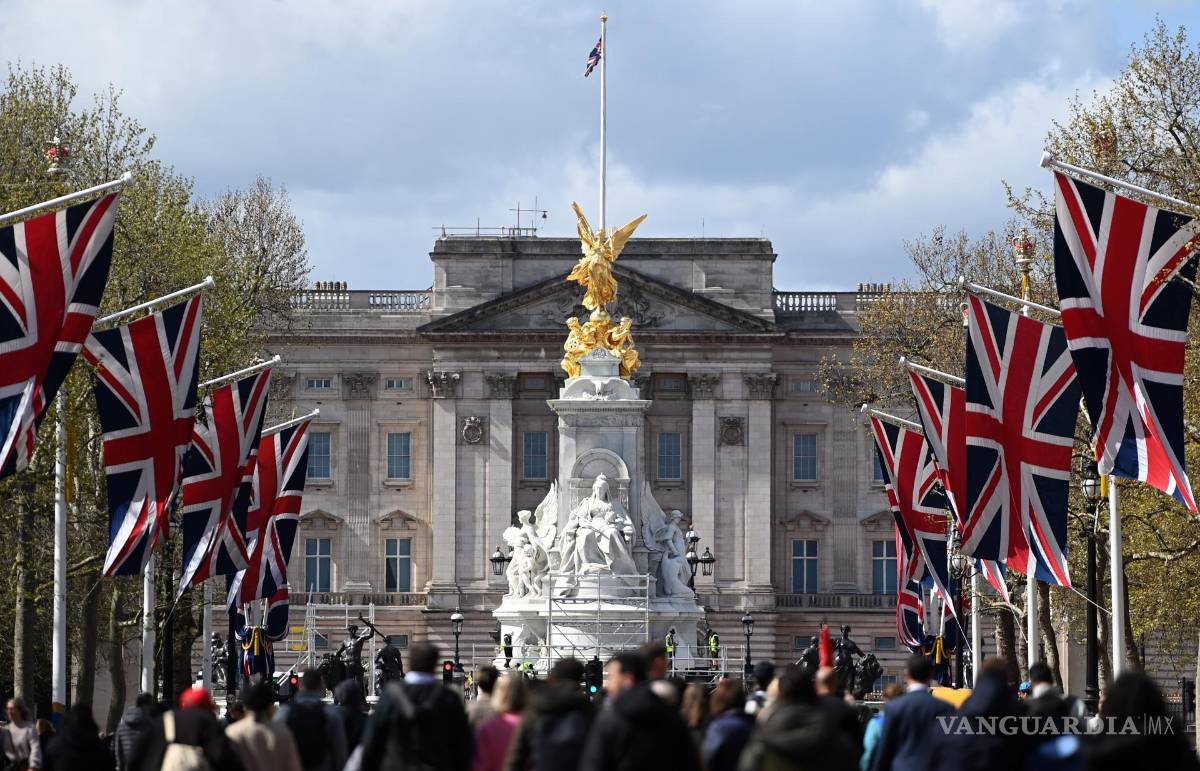 $!Londres se prepara para la coronación del rey Carlos III en la Abadía de Westminster.