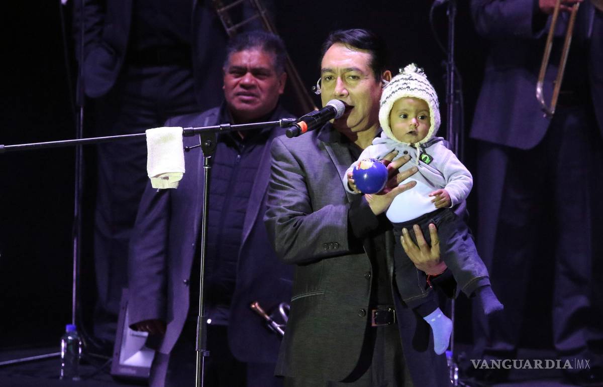 $!Los Ángeles Azules deleitan a saltillenses: ¡Los dejan bailando hasta el amanecer!