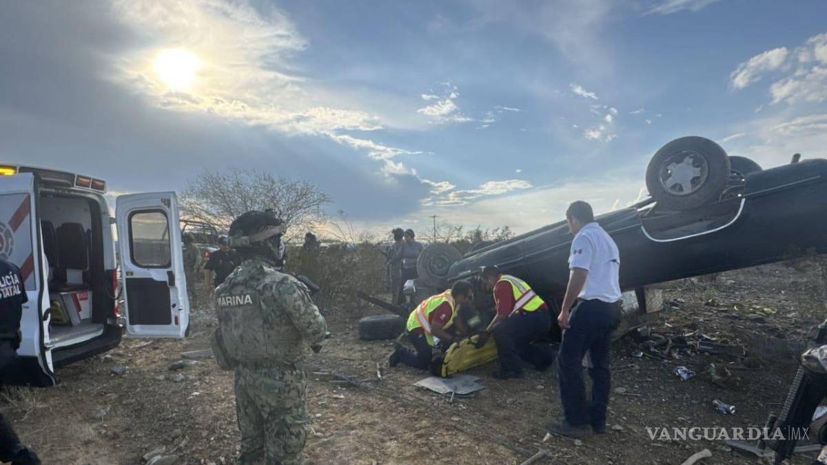Fatal volcadura en Ramos Arizpe deja un hombre sin vida y dos heridos