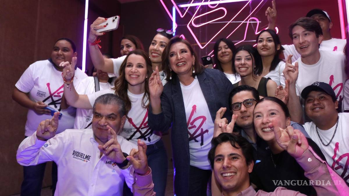 Se reúne Xóchitl Gálvez con jóvenes saltillenses: propone becas y facilidades para comprar casa