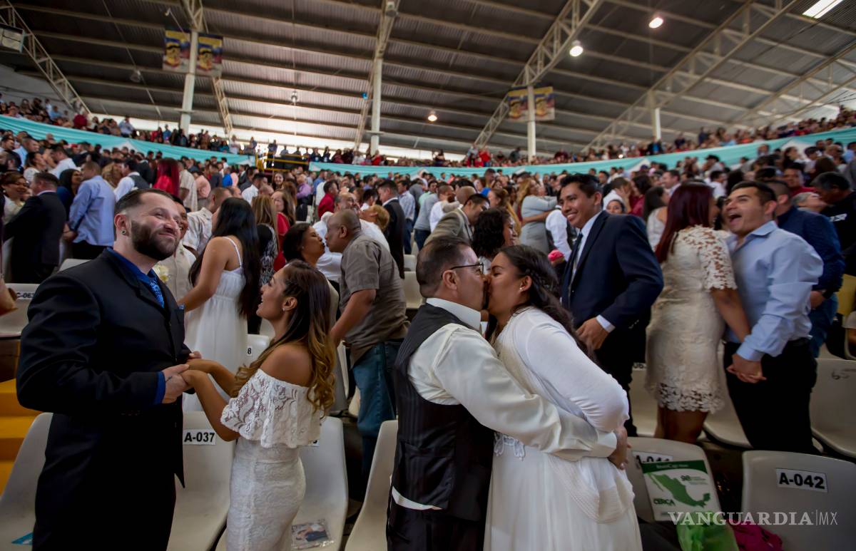 $!Con 1650 bodas celebran en grande Día del Amor en Tijuana