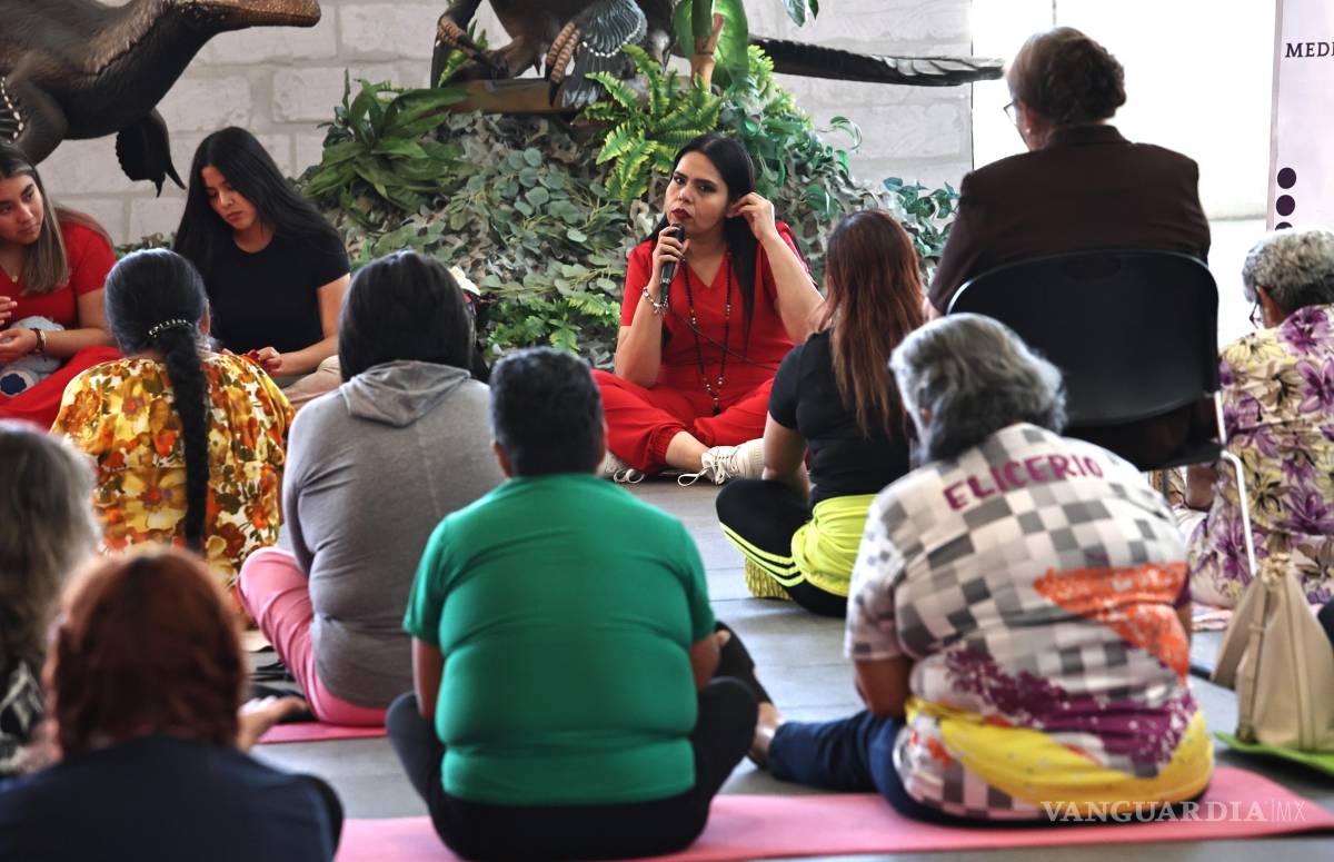 $!Los talleres también están dirigidos a profesionales de la salud y familiares que acompañan a los adultos mayores en su proceso de envejecimiento.