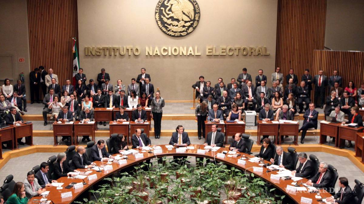 PRI, PAN y PRD defienden al INE ante posible recorte de presupuesto