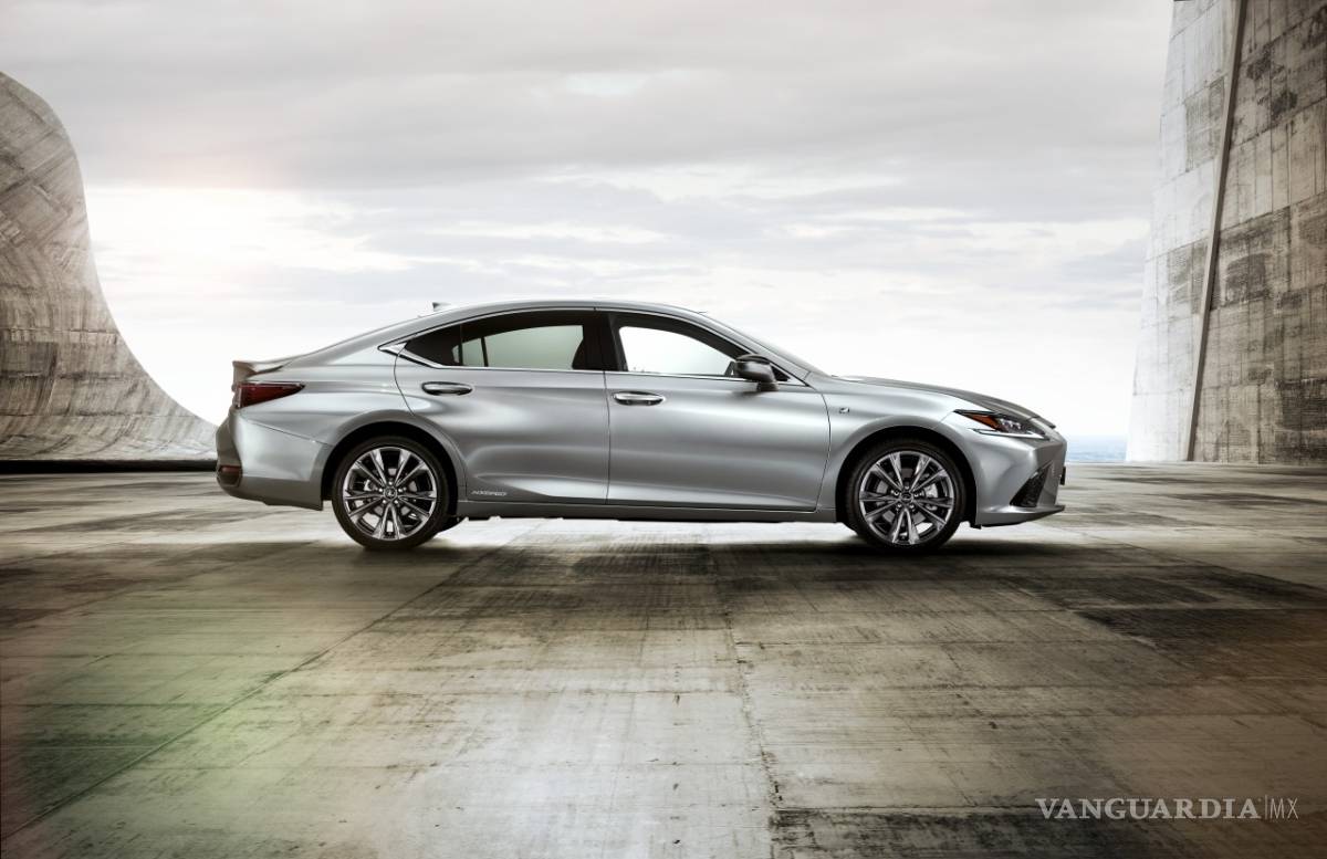 $!El nuevo Lexus ES se presentó en Pekín