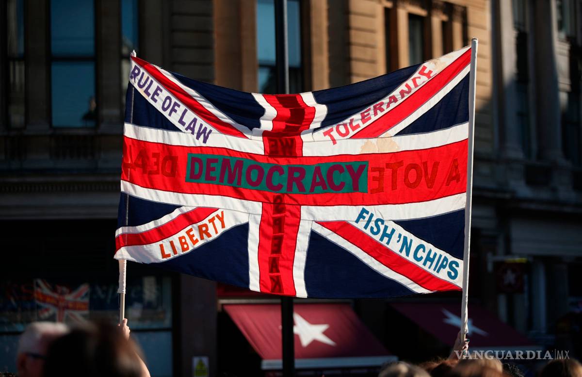 $!Más de medio millón de personas protestan por el Brexit