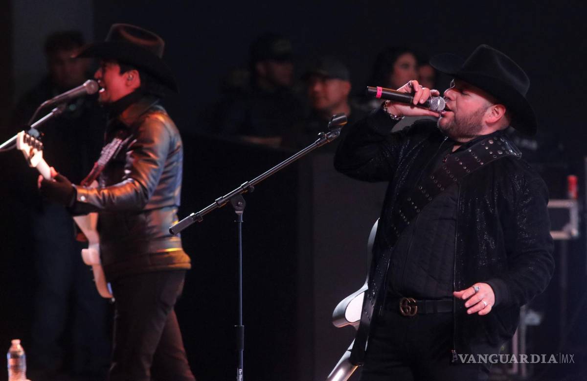 $!‘Malabares’, ‘Puño de Diamantes’ y ‘Amiga Soledad’ fueron los temas que se llevaron la mayor euforia de los asistentes.