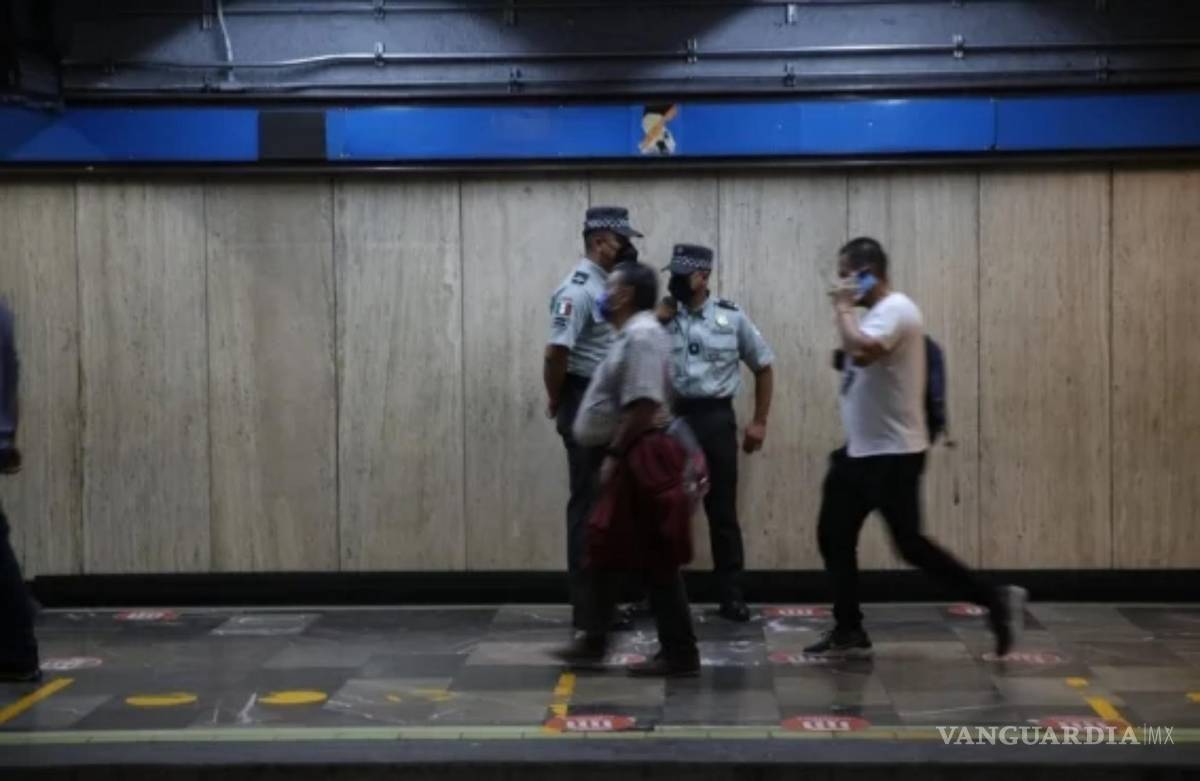 $!La Guardia Nacional está llevando labores de vigilancia en las estaciones del metro en CDMX