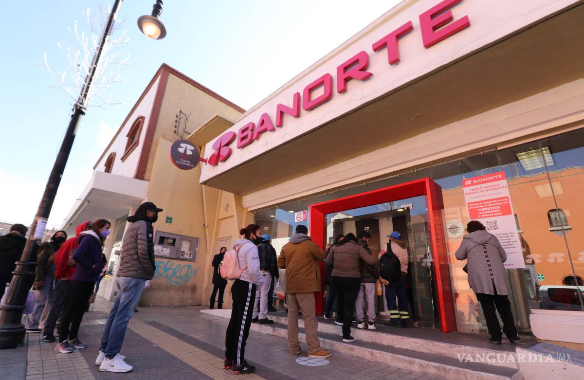 $!Con unas largas filas y débiles cuidados no miden las consecuencias