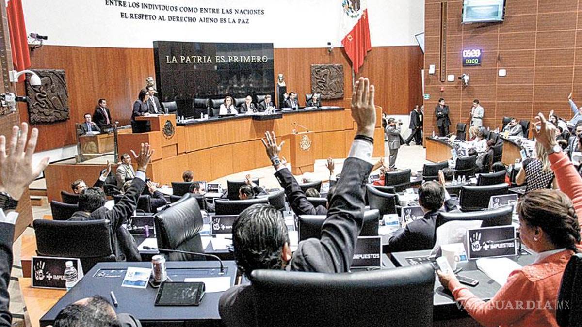 Senadores se gastan millones sin producir; sin eficiencia, 14 comisiones