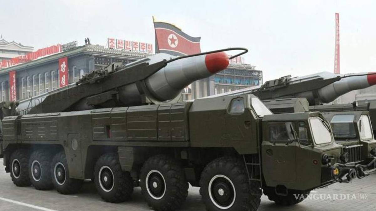 Seúl: norcoreanos lanzan misiles al mar