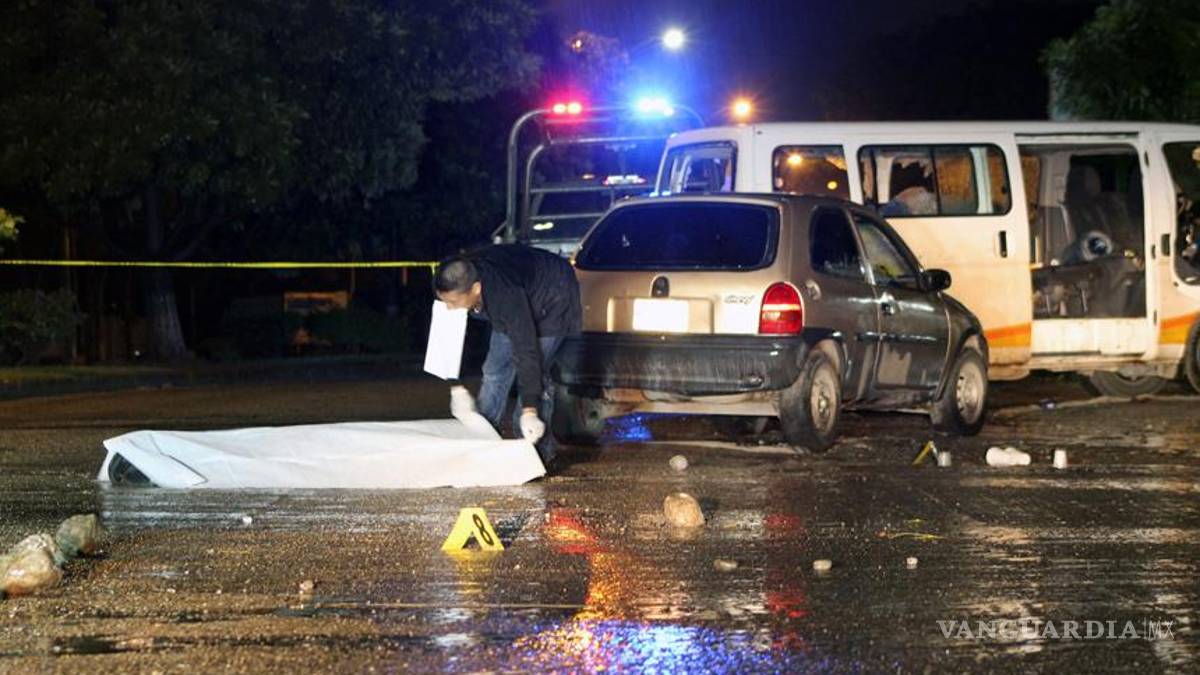 "Ya mataron a un compañero": se escucha en video de normalistas