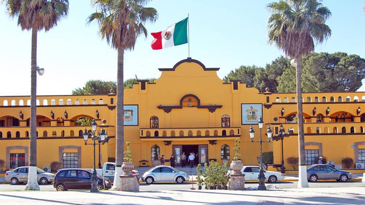 Pide Congreso de Coahuila a la SHCP detallar cuentas congeladas de Ramos Arizpe