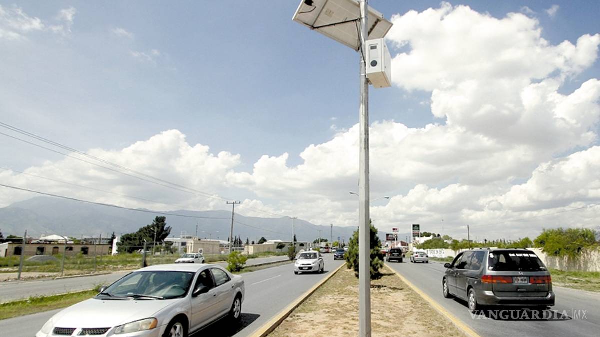 Pone Ayuntamiento de Saltillo en ‘oferta’ las fotomultas